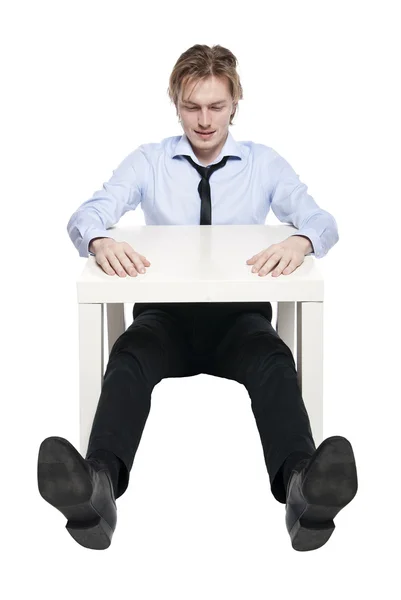 Ung affärsman, kontorist eller doktorand sitter på roliga sma — Stockfoto