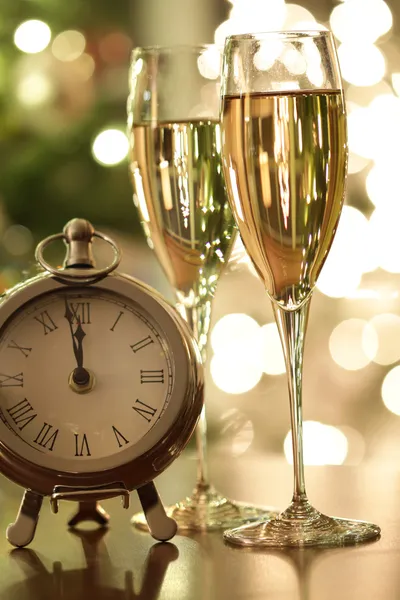 Countdown für Feiern mit Champagner — Stockfoto