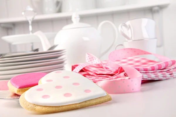 Biscotti rosa a forma di cuore per San Valentino — Foto Stock