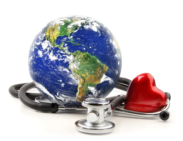 Stethoskop mit Globus auf weißem Grund — Stockfoto