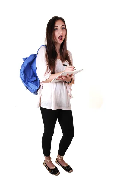 Ein Überraschter Teenager Mit Einem Blauen Rucksack Über Der Schulter — Stockfoto