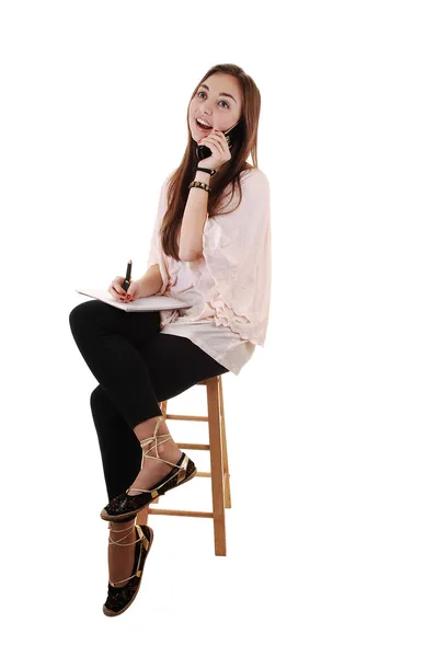 Dívka sedící. — Stock fotografie