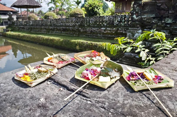 Balinesiska erbjudande — Stockfoto
