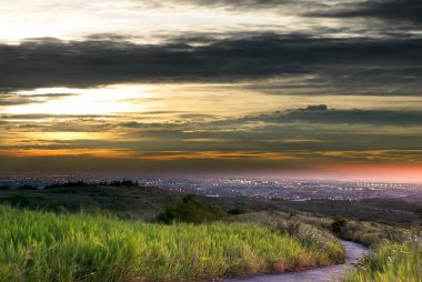 ülke road günbatımı