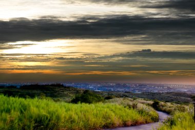 ülke road günbatımı