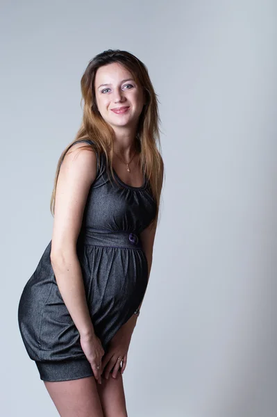 Pregnant woman posing — Stock Photo, Image