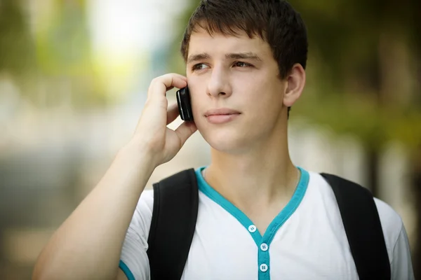 Teen on the phone — Stock Photo, Image