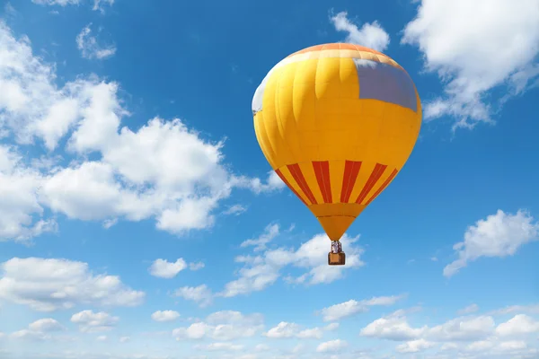 Orange Ballon Sky Background Selective Focus — Free Stock Photo