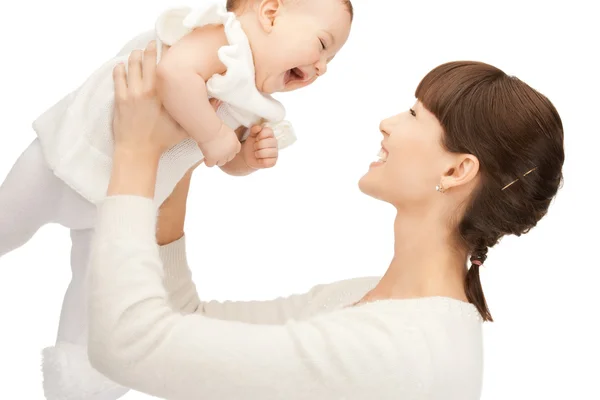 Mãe feliz com bebê adorável — Fotografia de Stock