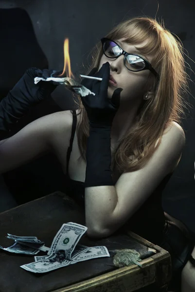 Sexy young woman smoking cigarette — Stock Photo, Image