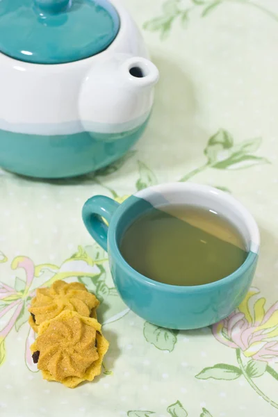 Печенье и чай — стоковое фото
