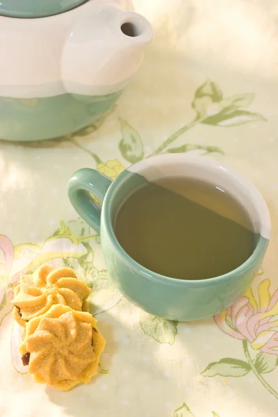 Cookie och morgon te — Stockfoto