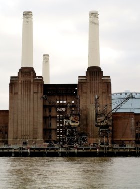 Battersea power plant clipart