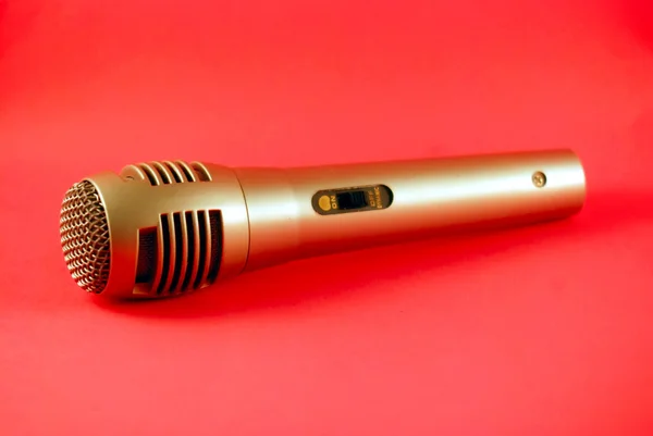 Singing microphone — Stock Photo, Image