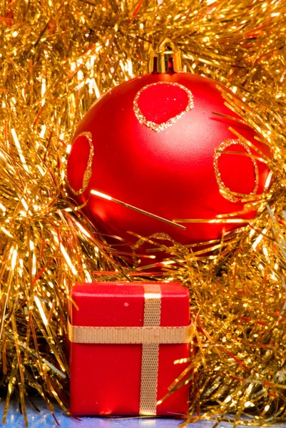 Färgglada Julgransprydnader Och Annan Utsmyckning — Stockfoto