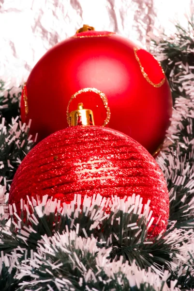 Bunte Christbaumkugeln Und Andere Dekorationen — Stockfoto