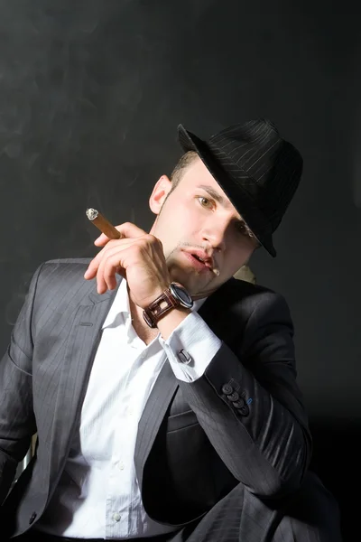 Portrait of the smoking man — Stock Photo, Image