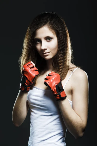 Shot of a sporty young woman. — Stock Photo, Image