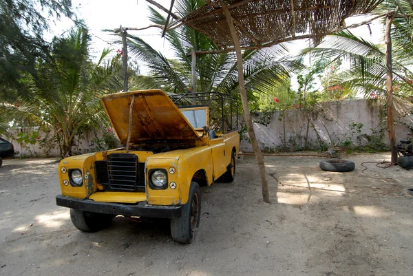 Eski jeep — Stok fotoğraf