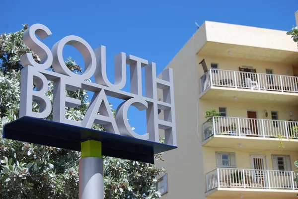 South Beach Signage and Low Rise Condo — Stock Photo, Image