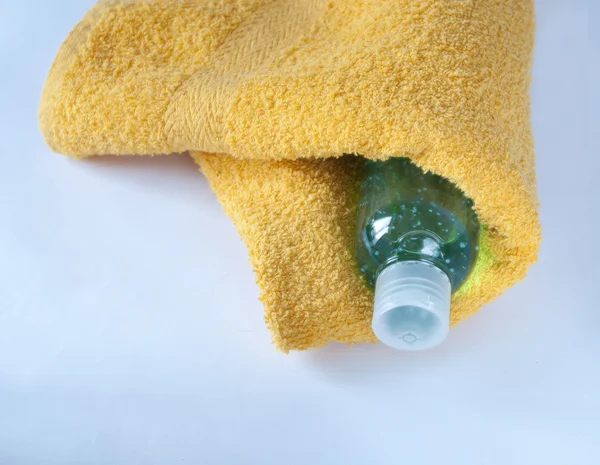 Šampon Zelená Barva Ručníku Chtěl Barvy Pozadí Pohan — Stock fotografie