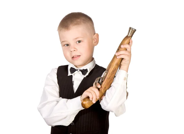 Bir tüfek olan küçük çocuk — Stok fotoğraf