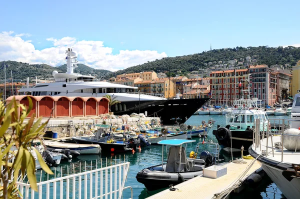 El puerto de Niza, Francia — Foto de Stock