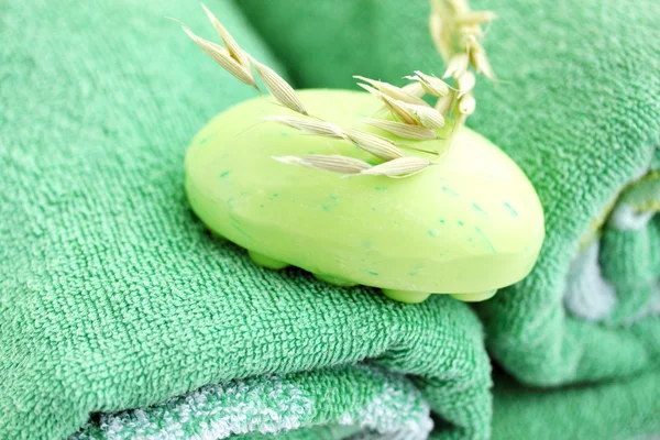 Мыло светло-зеленое — стоковое фото