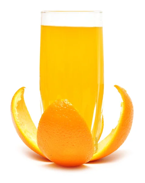 Χυμό πορτοκαλιού σε ένα ποτήρι για φλούδα — Φωτογραφία Αρχείου