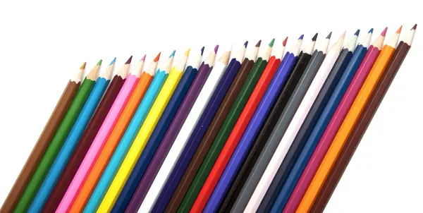 Χρωματιστά μολύβια, απομονωμένα στο λευκό φόντο. — Φωτογραφία Αρχείου
