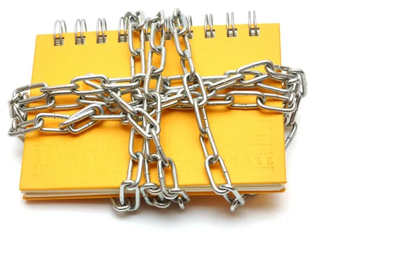 Cuaderno con una cadena — Foto de Stock