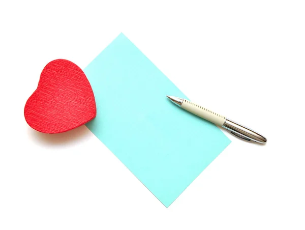 Blankt Papper För Din Text Och Röda Presentförpackning Hjärta Form — Stockfoto