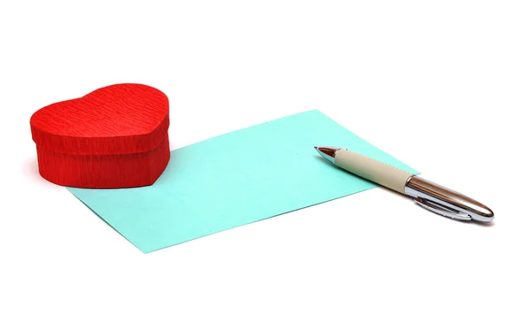 白地にハートの形で テキストと赤ギフト ボックスの空白の紙 — ストック写真
