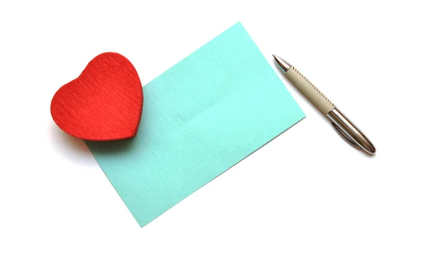 Boş Kağıt Metin Kırmızı Hediye Kutusu Beyaz Üzerinde Kalp Şeklinde — Stok fotoğraf
