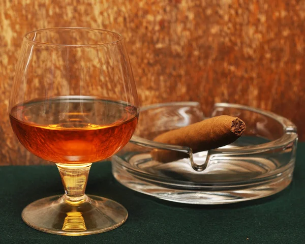 Cigar Glass Alcohol Green Fabric — Stock Photo, Image