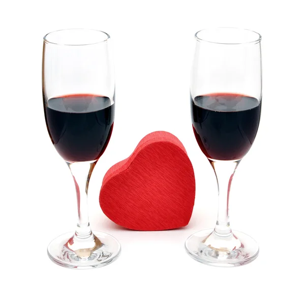 Dois copos de vinho tinto — Fotografia de Stock