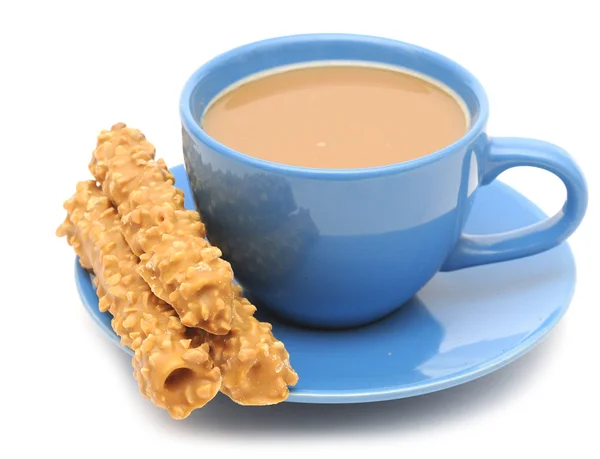 Tazza di caffè con latte e biscotti — Foto Stock