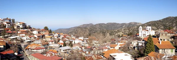 Panoramic view of Pedoulas Village famous touristic village in Cyprus — Zdjęcie stockowe