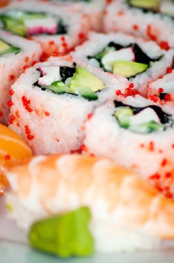 Sushi - geleneksel Japon yemekleri.