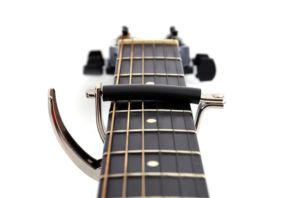 Kapodastr Atascado Una Guitarra Acústica Cuarto Traste —  Fotos de Stock