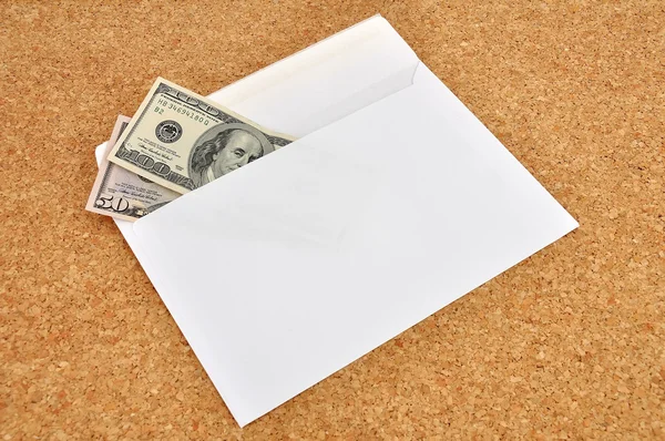Dollars dans une enveloppe — Photo