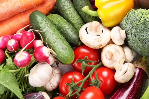 Grupp av färska grönsaker — Stockfoto