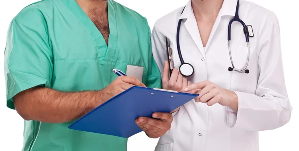 Ärzte Die Auf Der Gesundheitskarte Abschließen Isoliert Auf Einem Weißen — Stockfoto