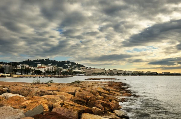 Nublada mañana en Cannes — Foto de Stock