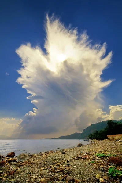 Cumulonimbus Nuvem de Incus em ascensão — Fotografia de Stock