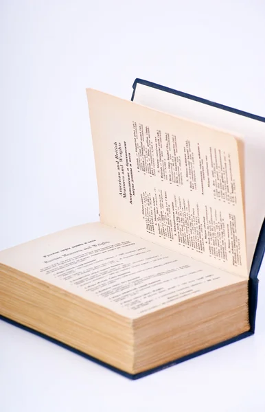 Ανοιχτό Βιβλίο Απομονωμένο Λευκό — Φωτογραφία Αρχείου