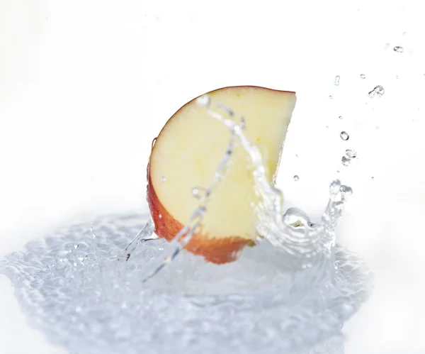 Frutta e acqua — Foto Stock