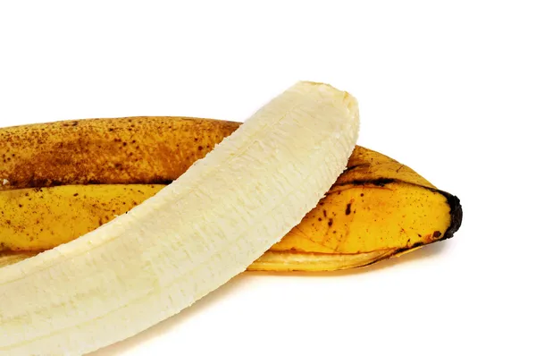 Банан с кожурой — стоковое фото