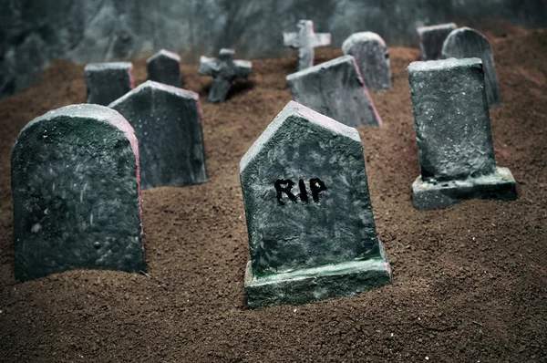 Хэллоуинские могилы — стоковое фото