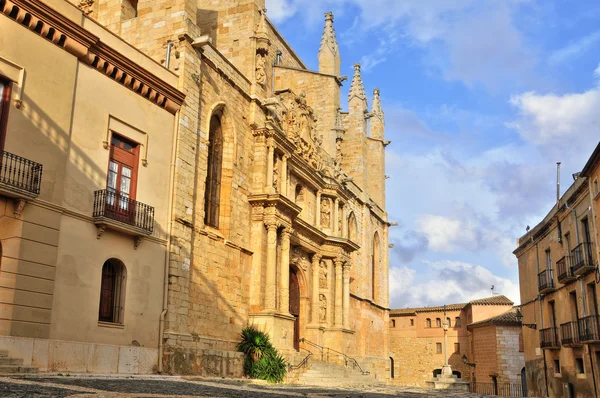 サンタ マリア デ モンブラン教会、スペイン — ストック写真